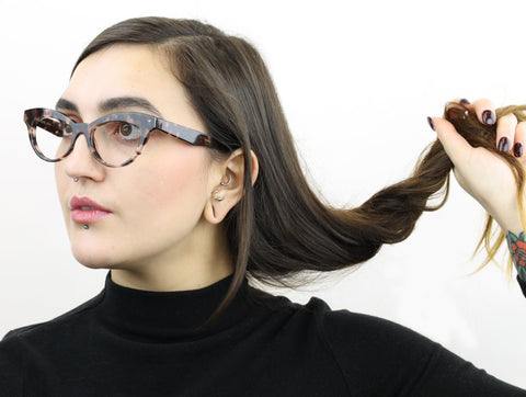 SEE 5934 on female model